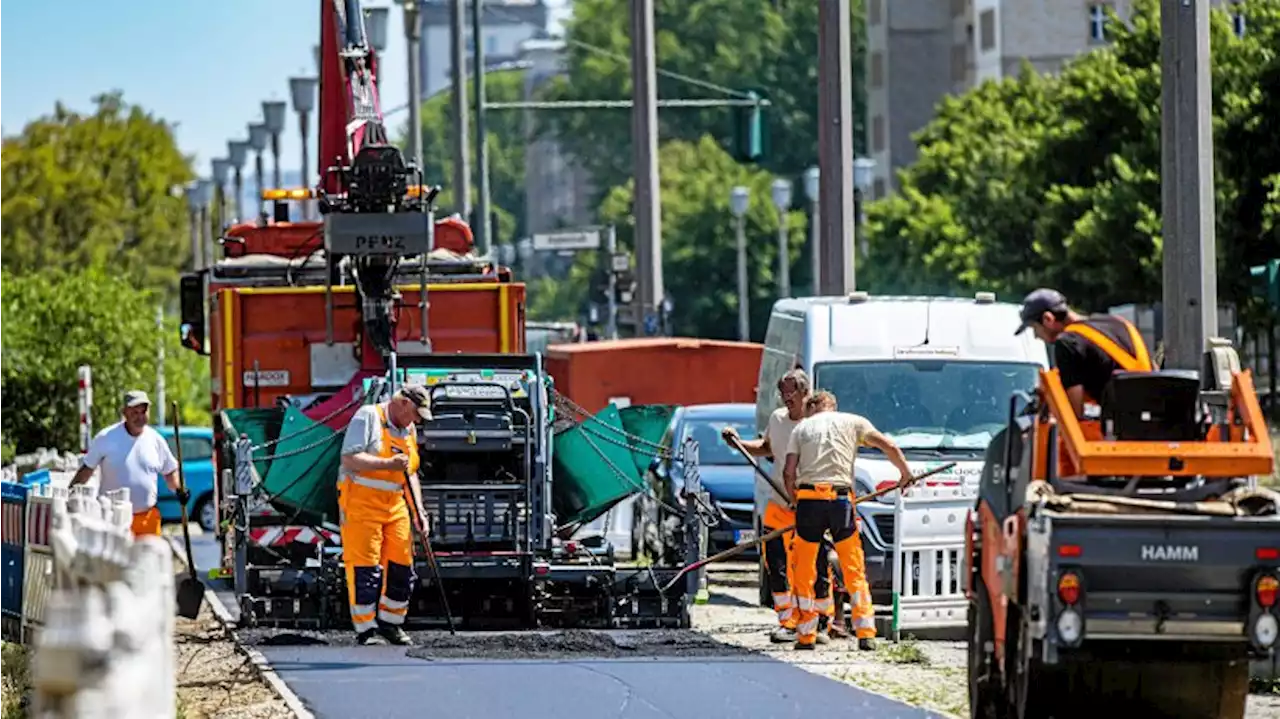 Arbeiten im Freien: Wie Berliner durch die Hitze kommen