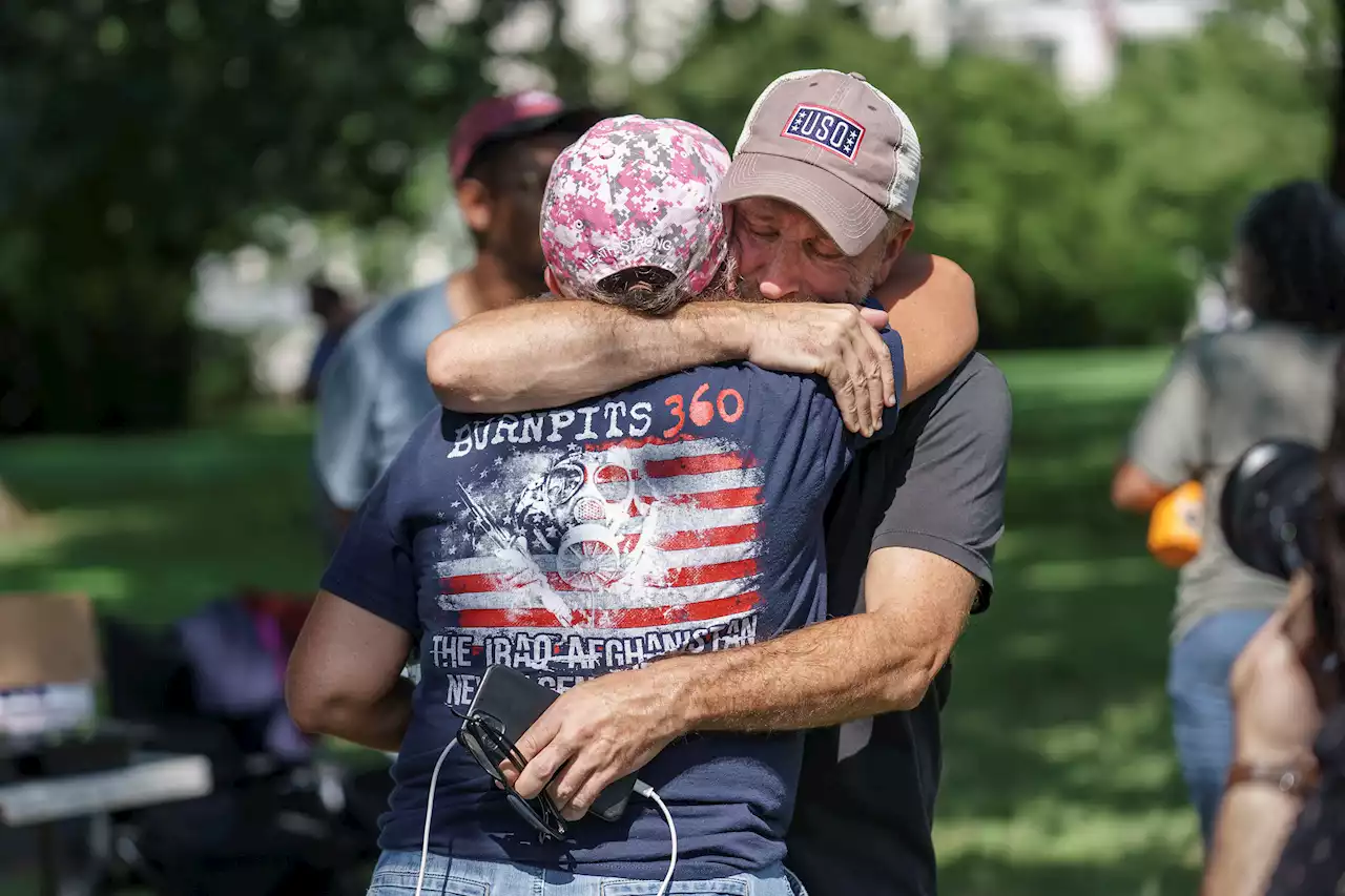 Senate Passes Veterans Health Bill After Republicans Cave to Pressure