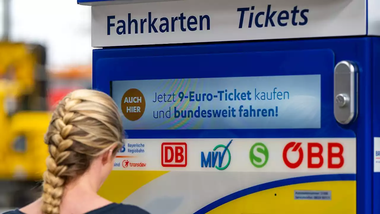 Studie: 9-Euro-Ticket drückt Inflation deutlich