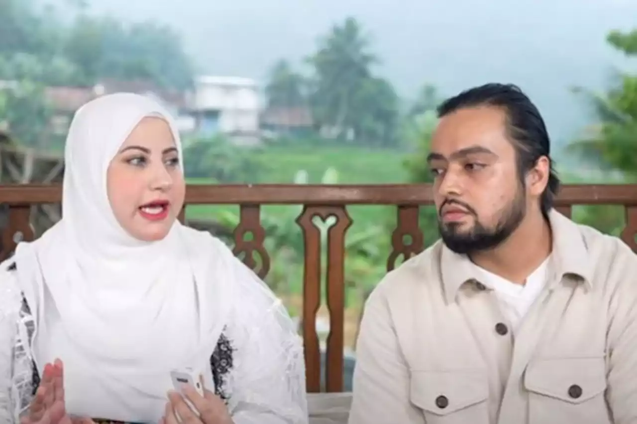 Disuruh Netizen Nonton Video Tasyi Athasyia, Begini Tanggapan Mama Ala - Pikiran-Rakyat.com