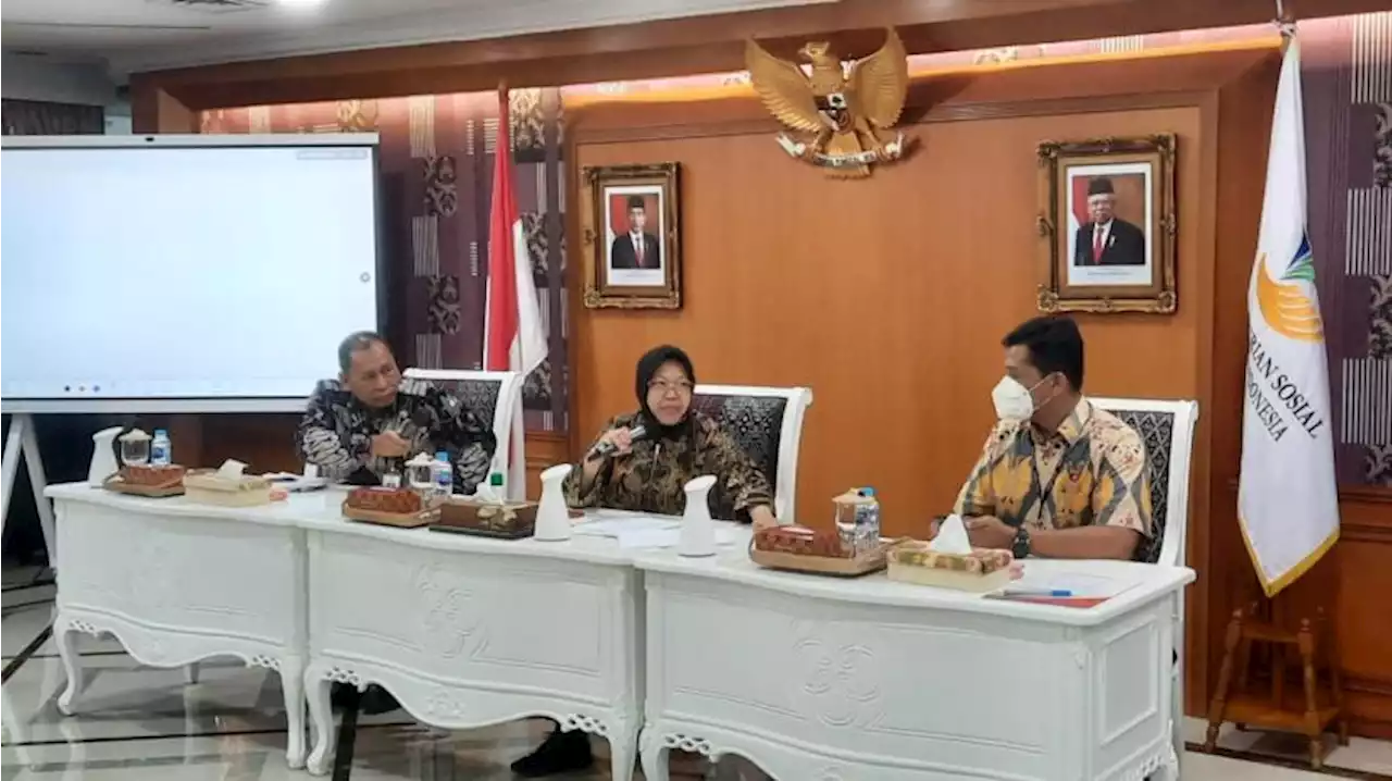 Kasus Beras Dikubur di Depok, Risma Tegur Inspektorat Kemensos |Republika Online