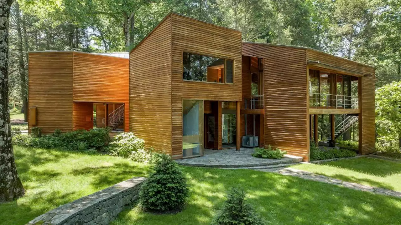 Inside a $4.5 Million New York Home That’s Like Living in a Stylish Treehouse