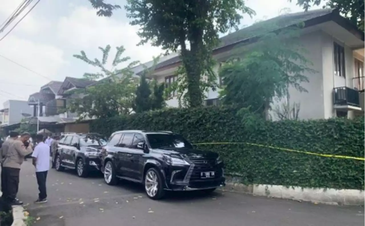 Polisi Periksa Orang-orang di Sekitar Rumah Dinas Irjen Ferdy Sambo