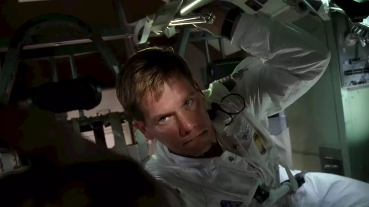 Kevin Bacon got puked on in zero gravity during Apollo 13