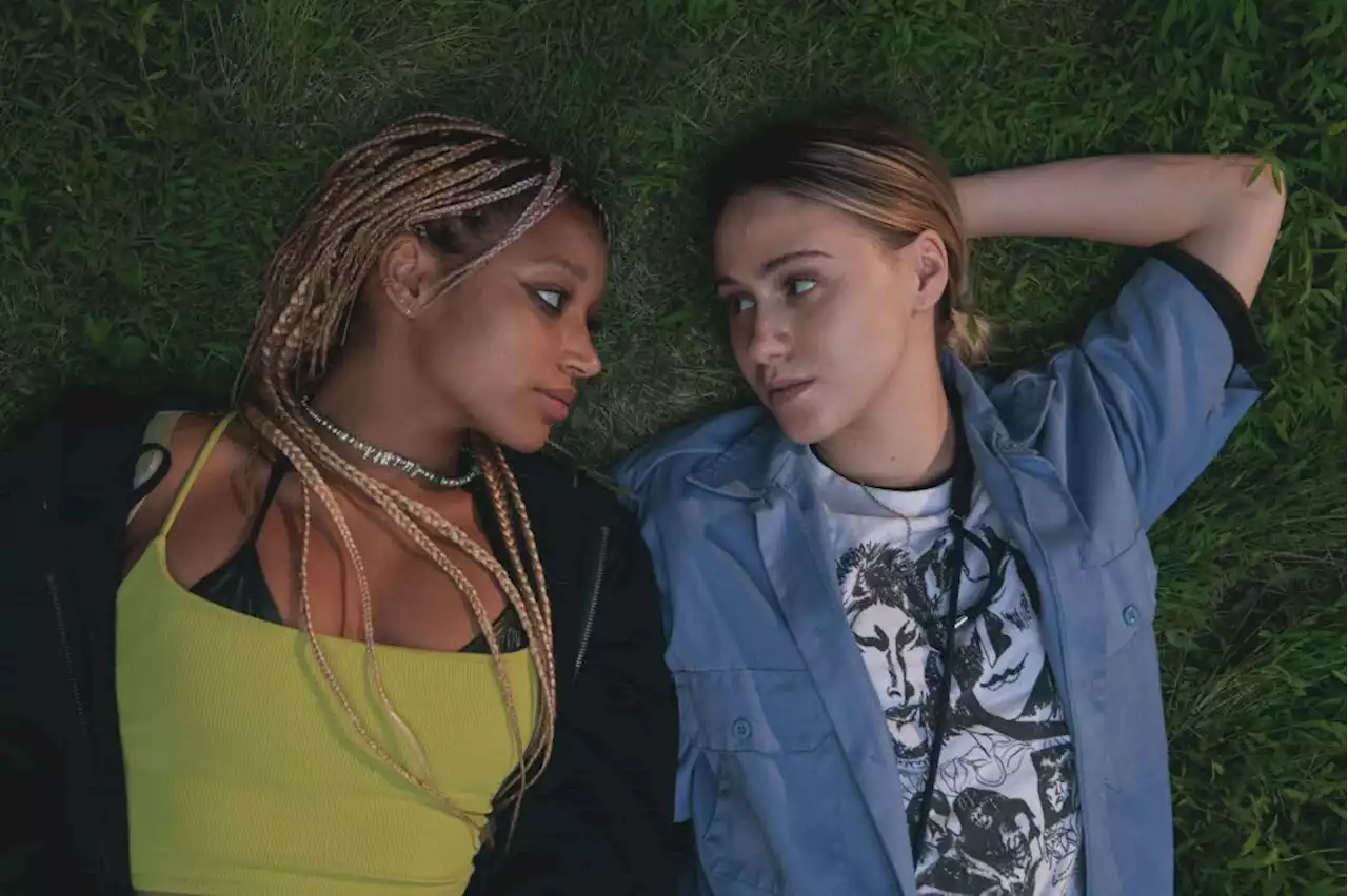 ‘Bodies Bodies Bodies’ Stars Maria Bakalova and Amandla Stenberg Talk Working With Pete Davidson and Horror Films as Exposure Therapy