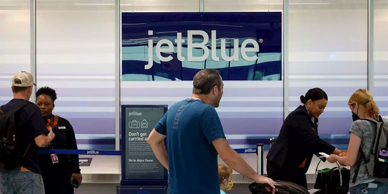 JetBlue Reports Loss as Costs Surge