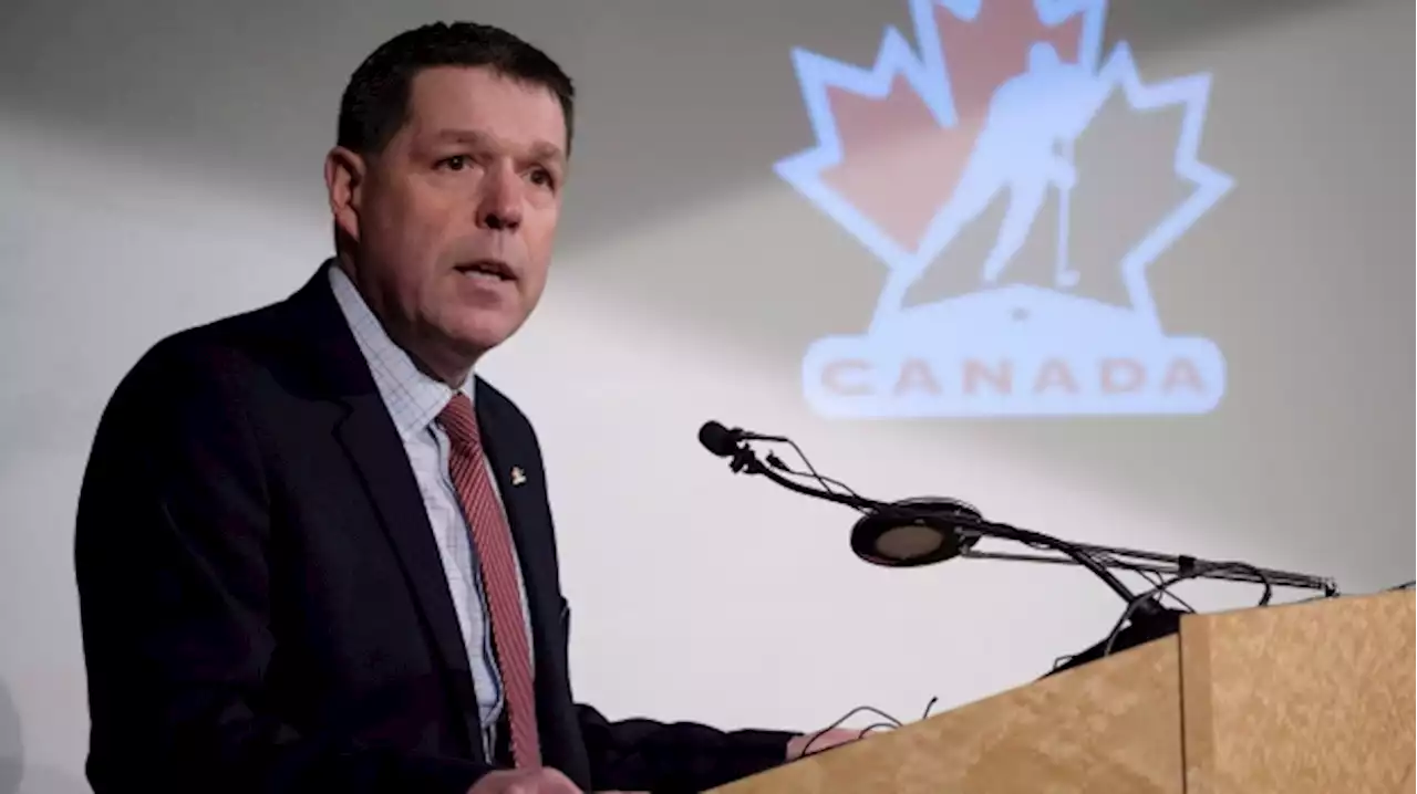 Hockey Canada board throws support behind Smith