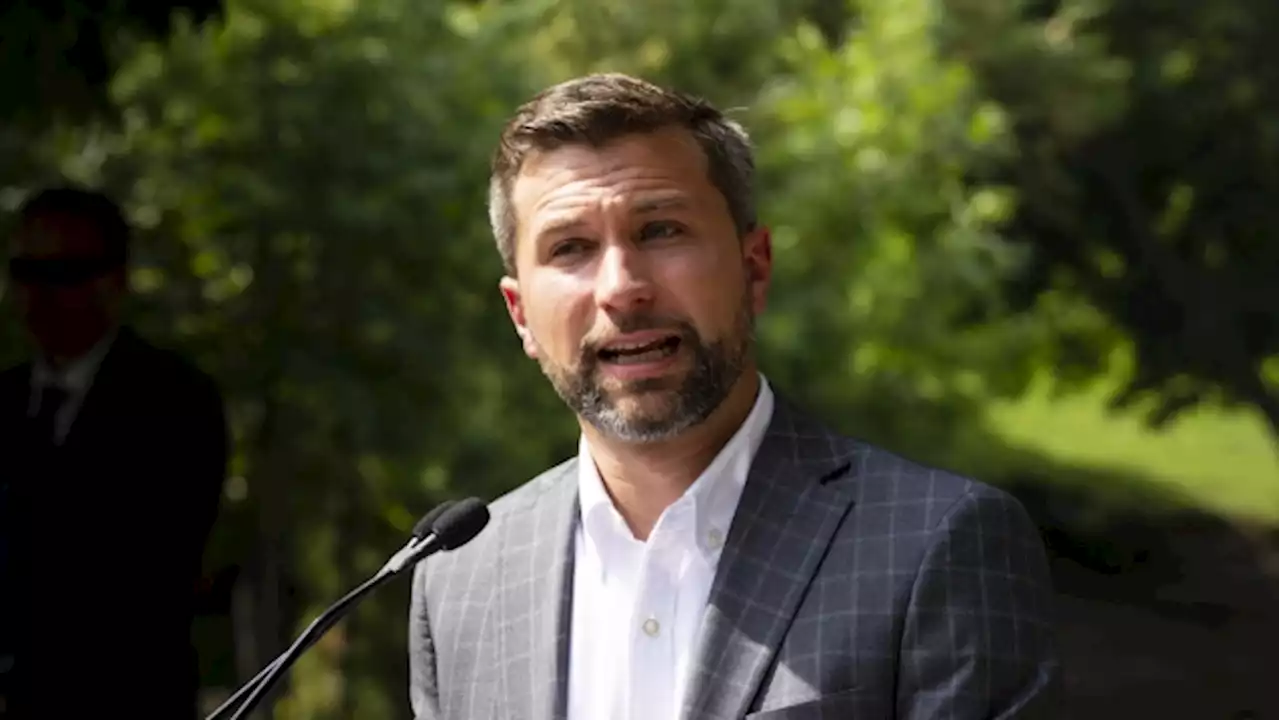 Polls say question in Quebec election is not who will win, but who will come second