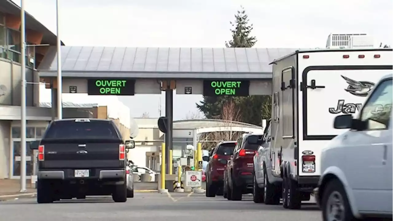 Delays at Canadian border