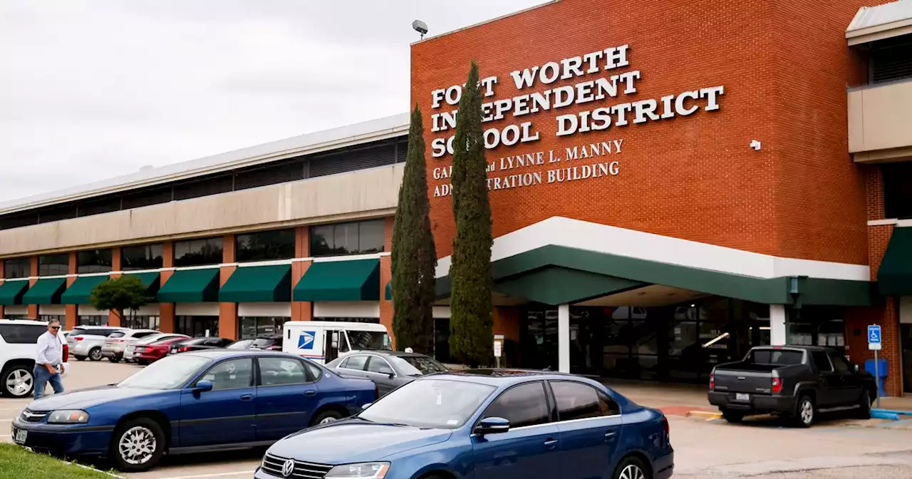 Fort Worth school trustees to name superintendent finalist Tuesday