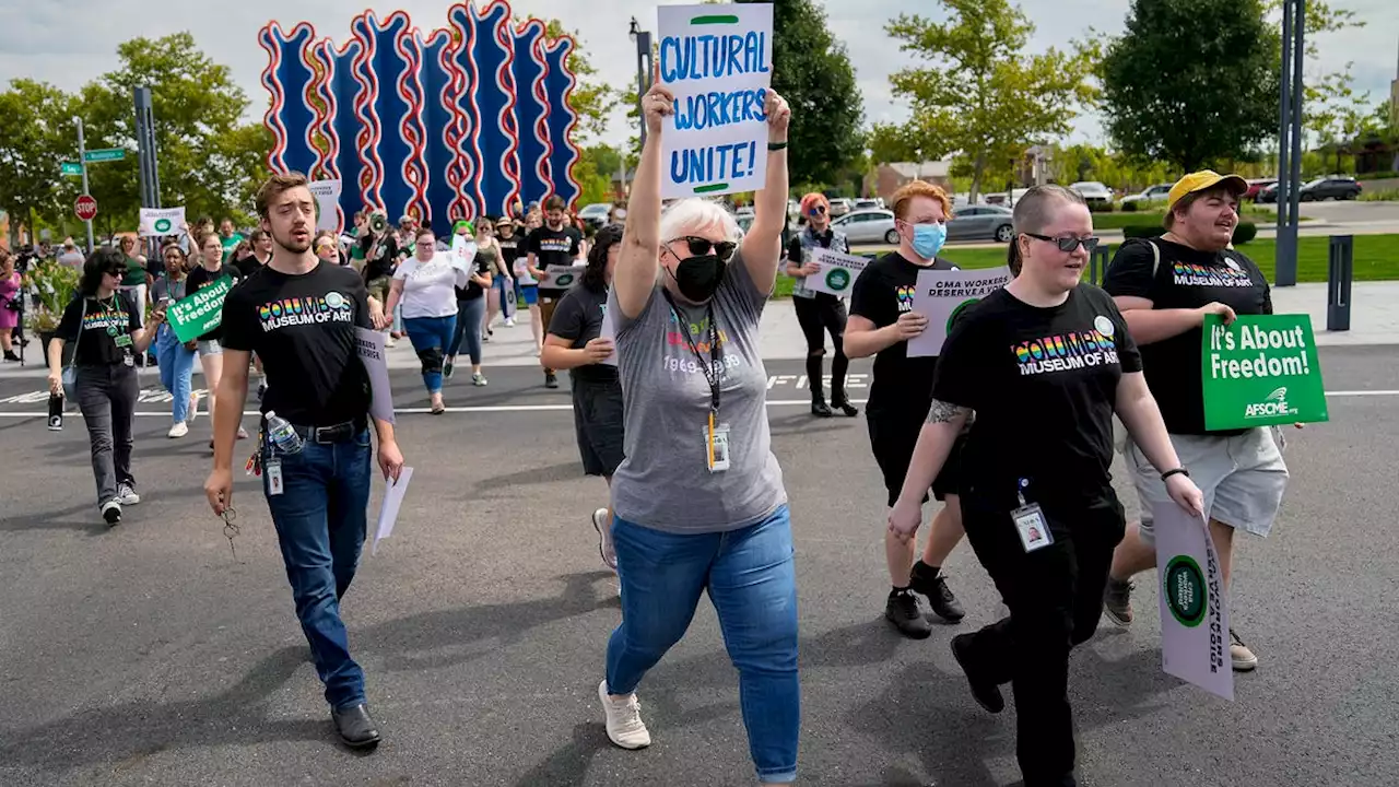 Photos: Columbus Museum of Art employees hold union rally