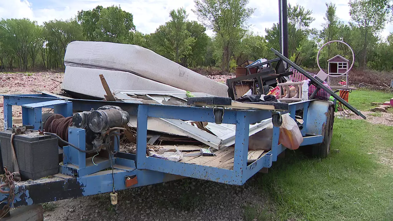 Families without flood insurance awaiting desperately needed help after last week's storms