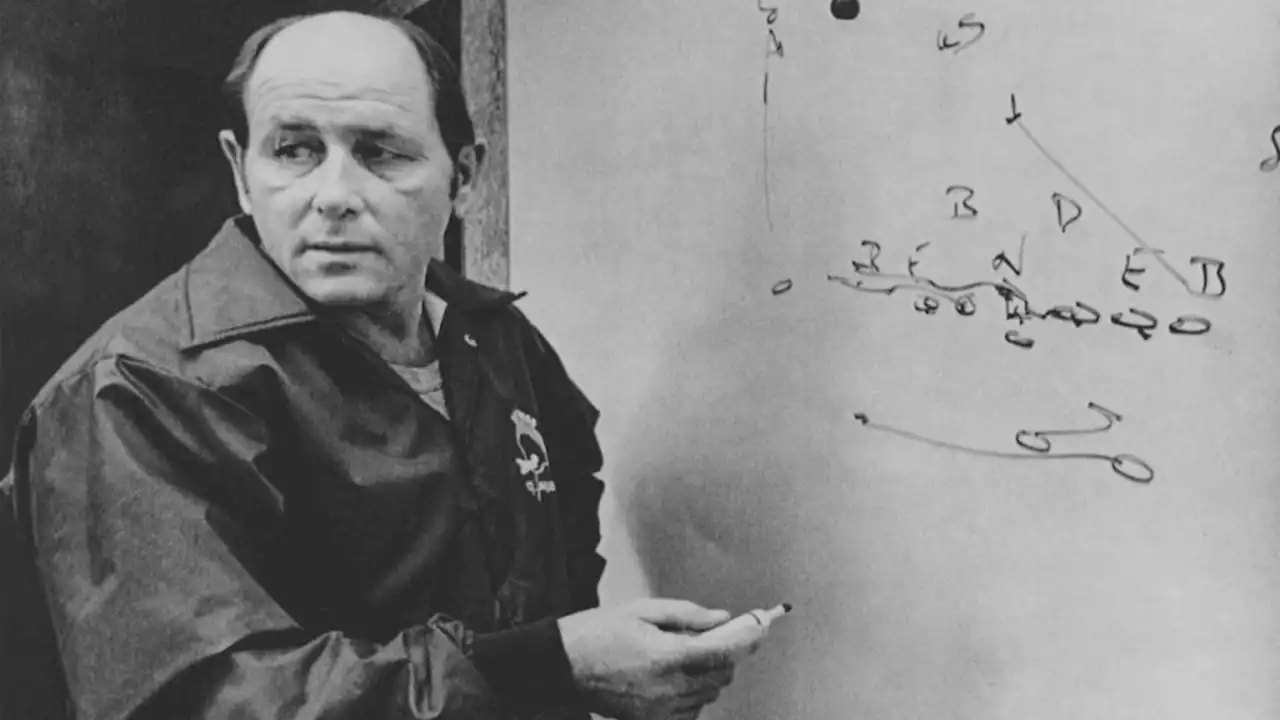 Ernie Zampese, innovative former Chargers, Rams coordinator, dies at 86