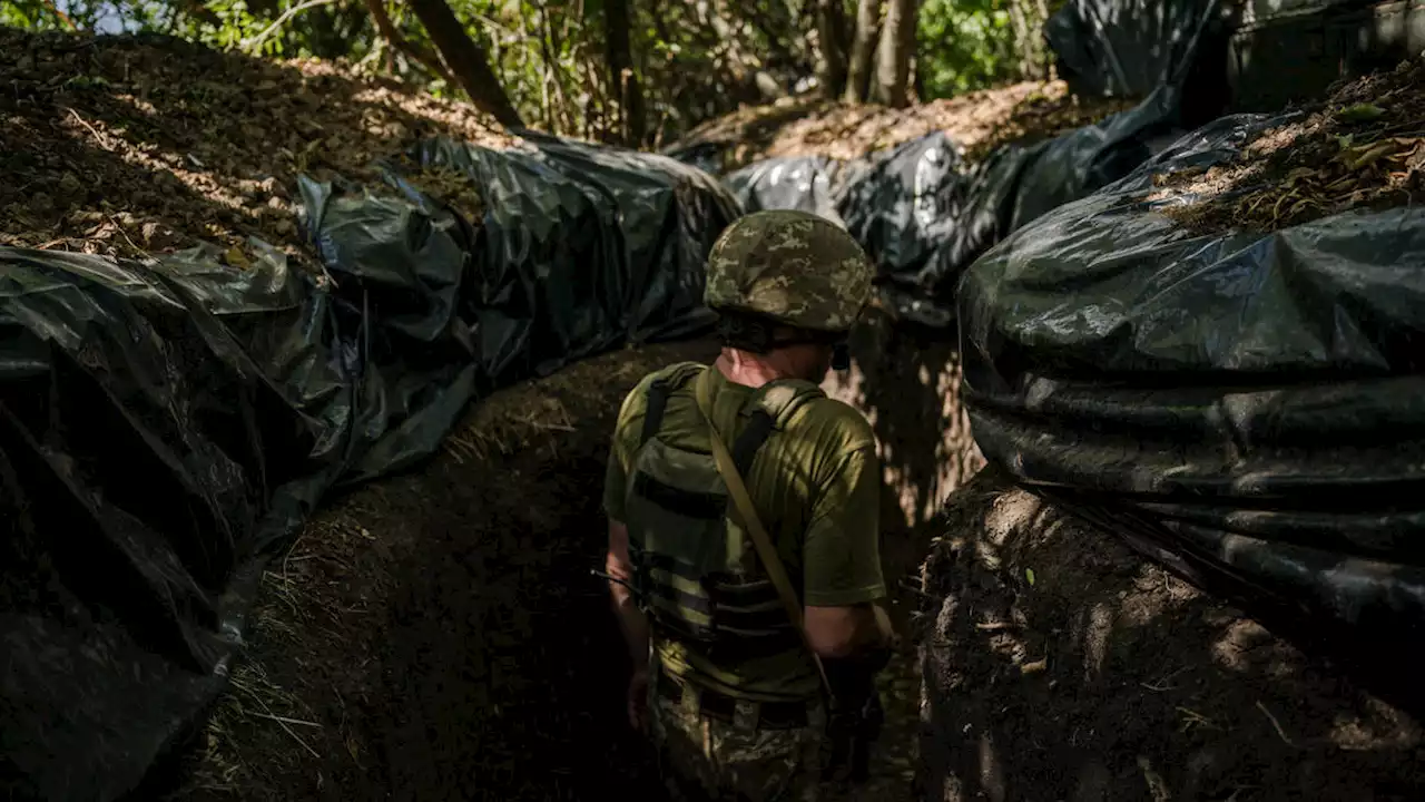 Ukrainian forces claim advances in occupied Kherson region in major counterattack