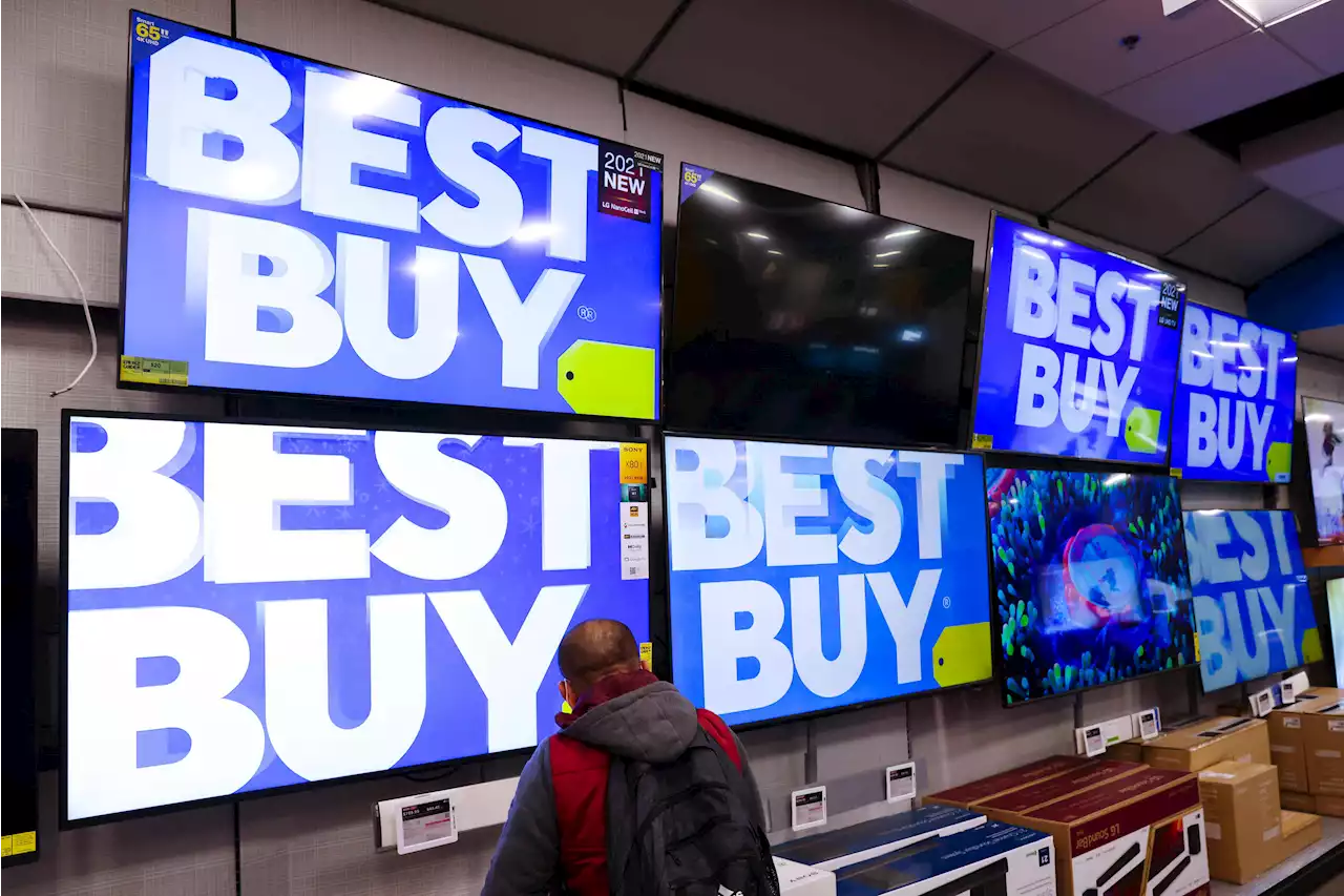 Best Buy's Quarterly Sales Drop, as Inflation-Weary Consumers Pull Back on Spending