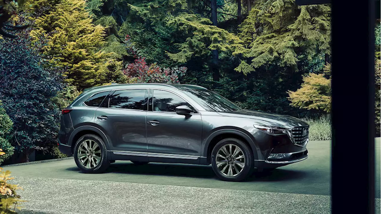 2023 Mazda CX-9 drops base model, creeps up in price