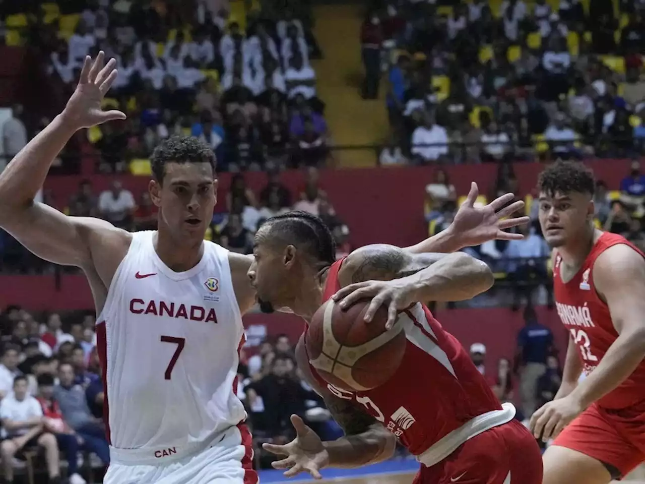 Canada routs Panama, remains undefeated in men's World Cup qualifying