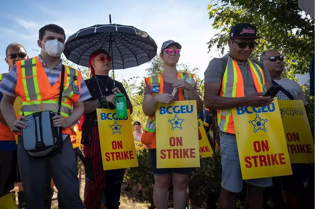 B.C. public sector union says it's ending job action amid hope for deal