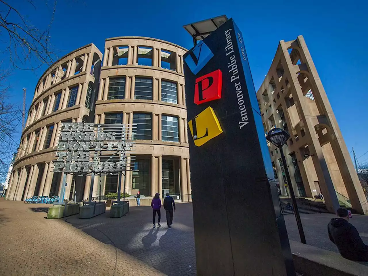 Man facing assault, indecent act charges after three women confronted near Vancouver library