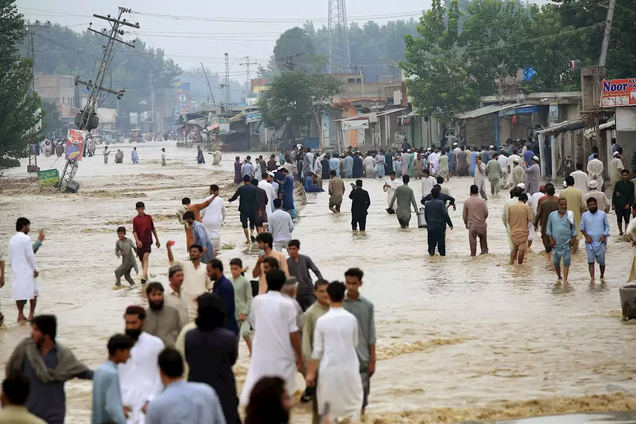 Pakistan floods revive a debate: Should U.S. pay for climate disasters?