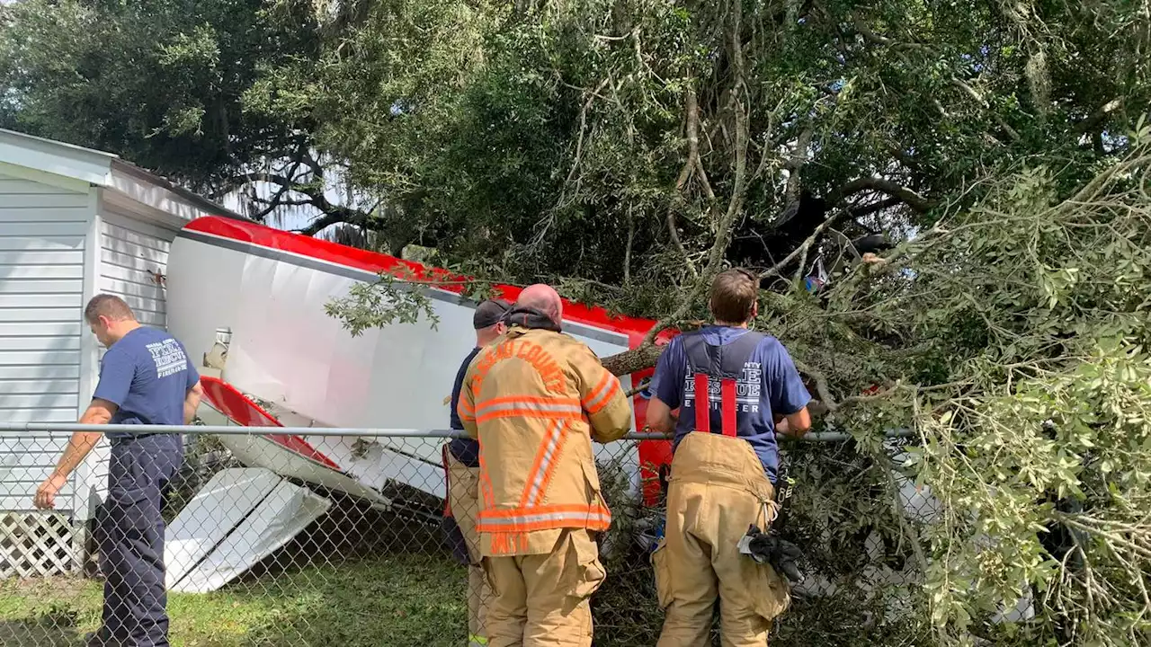 Plane crashes into backyard in Hilliard, deputies say