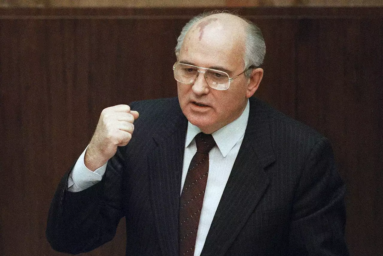 Gorbachev, who redirected course of 20th century, dies at 91