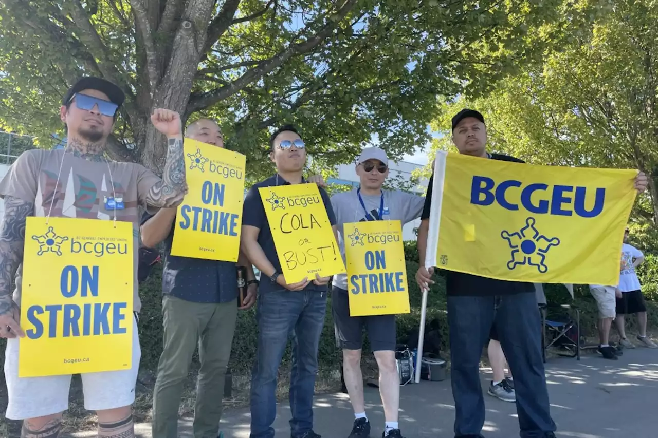 B.C. booze deliveries to resume as union stands down picket lines: BCGEU