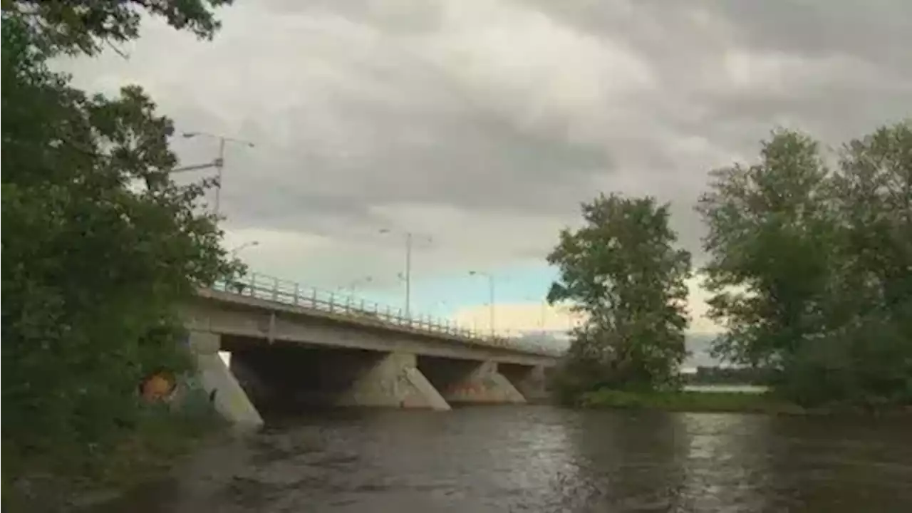 Severe thunderstorm warnings issued for parts of eastern Ontario | CBC News