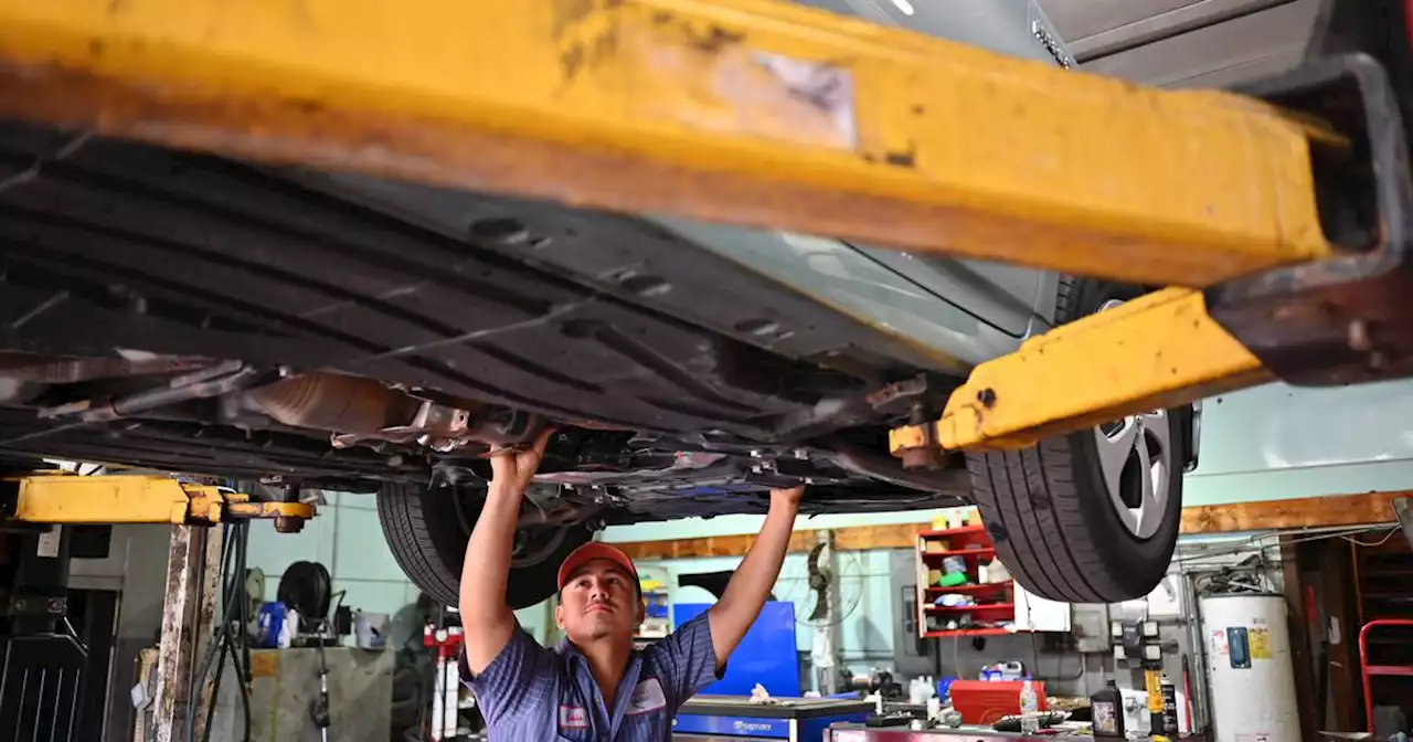 Catalytic converter theft rising in Chicago: Removing auto exhaust device takes a minute, but replacing it could take months