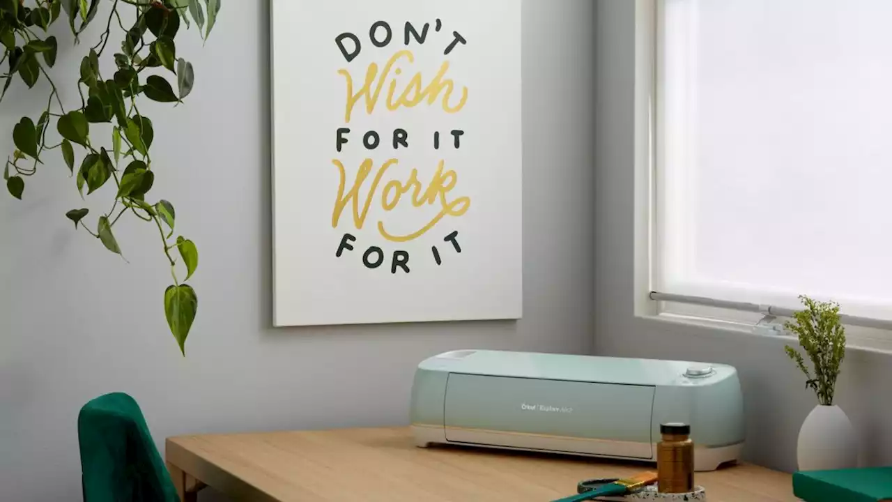 How to make a stencil with Cricut