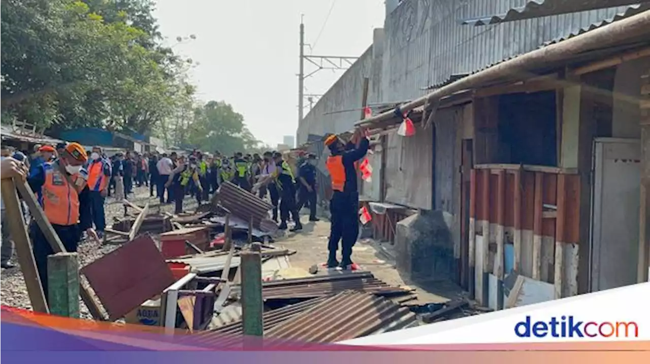 Rata Sudah Gunung Antang Lokalisasi Lama di Jakarta Timur