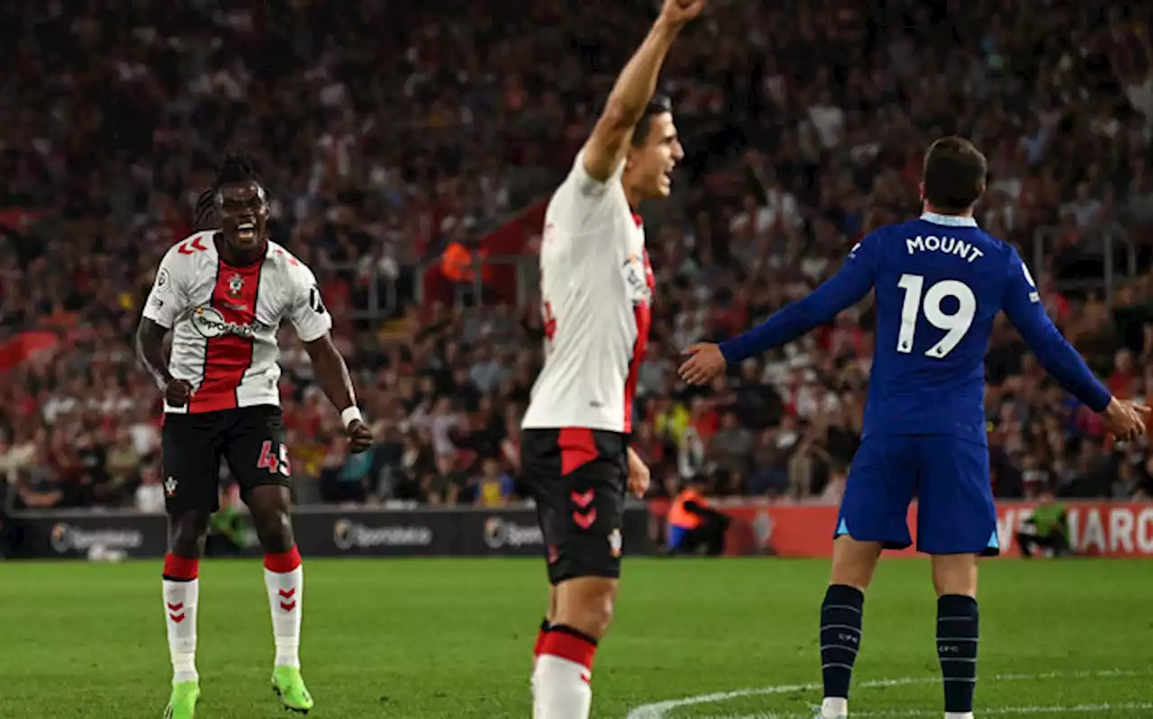 Southampton inflict fresh misery on 'soft' Chelsea