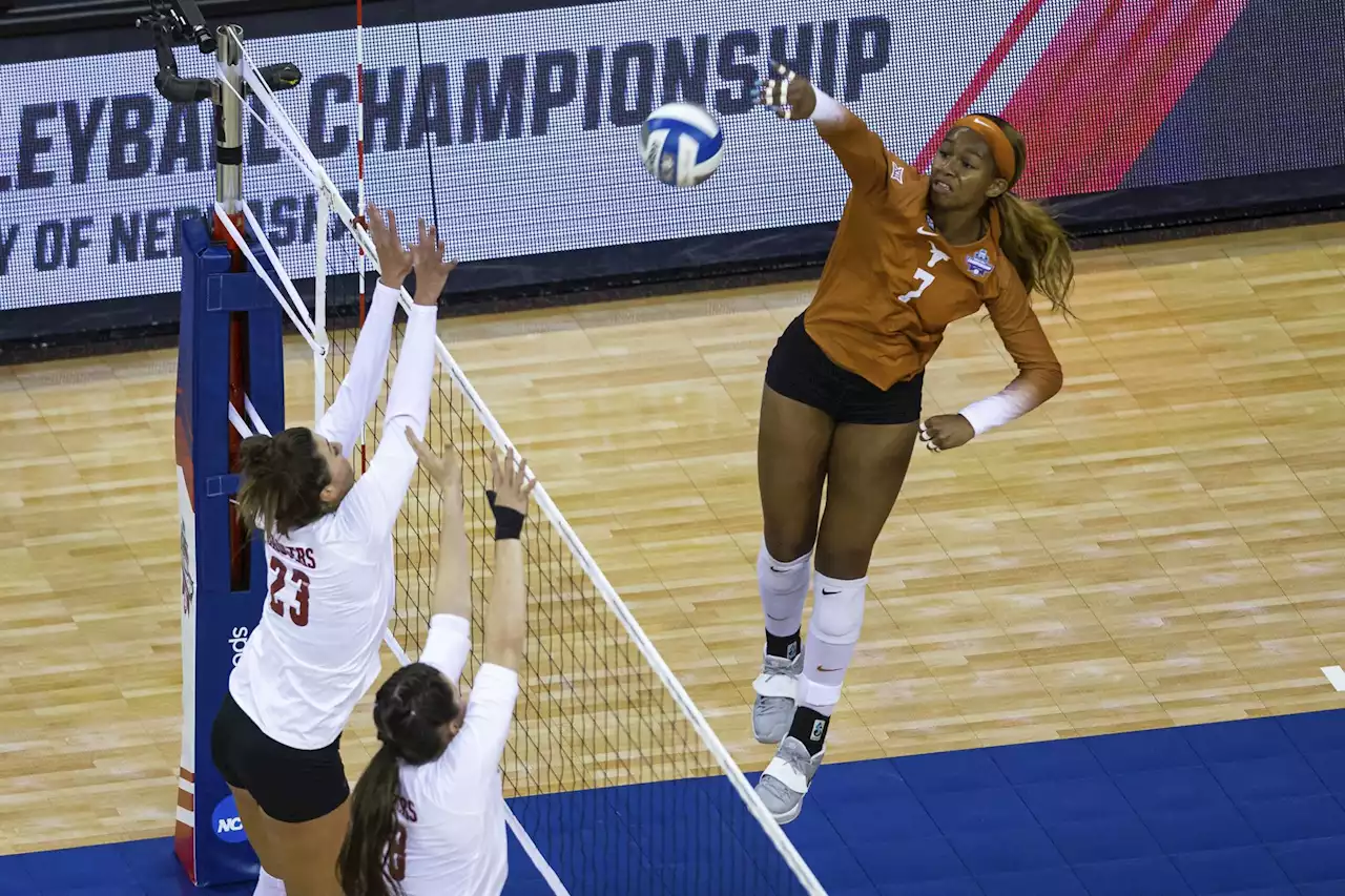 Texas adding beach volleyball as 21st varsity sport