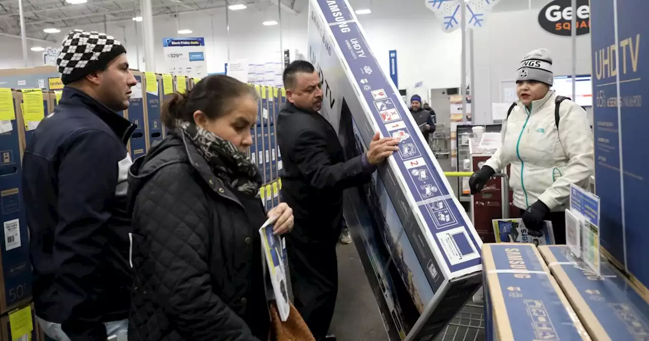 There will be lots of deals this holiday shopping season, Best Buy's CEO says