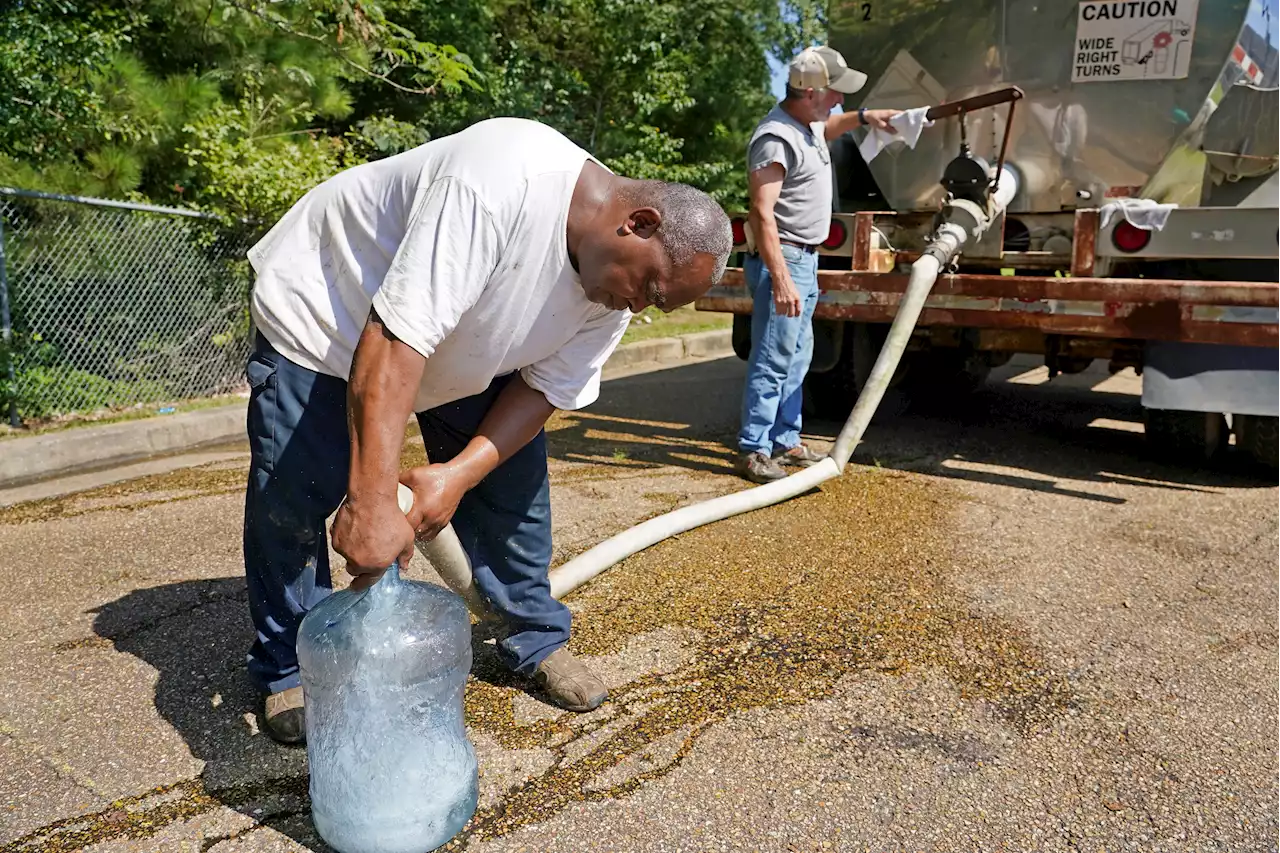 Water Crisis in Jackson, Mississippi Forces Residents to Find Alternatives