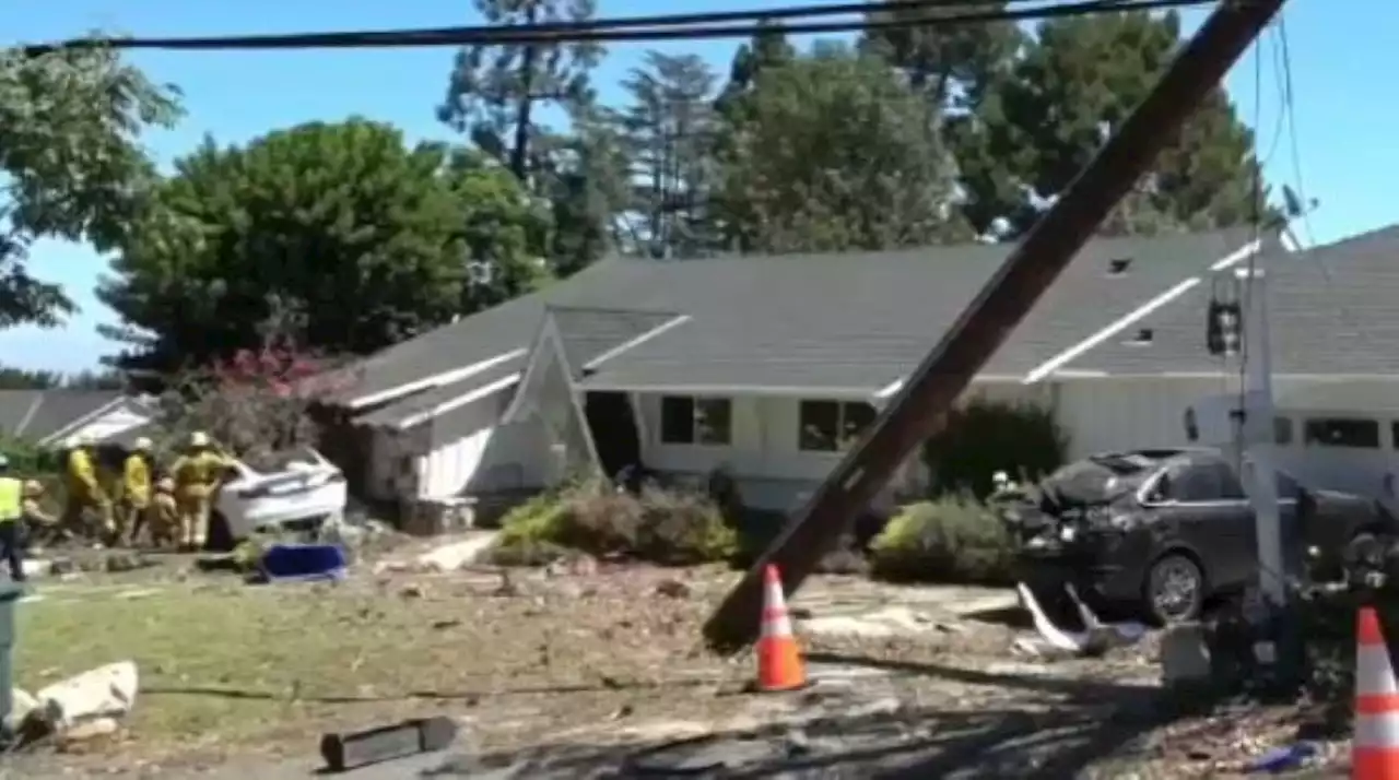 Driver Killed When Tesla Crashes in Front of House on Palos Verdes Peninsula