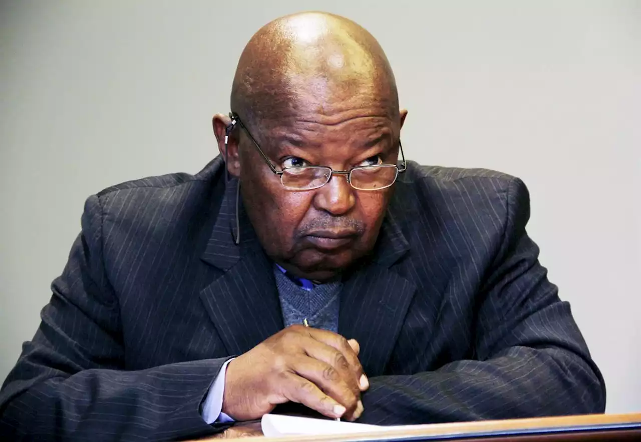 BREAKING NEWS LIVE | Fist fight halts Mosiuoa Lekota’s press briefing | News24