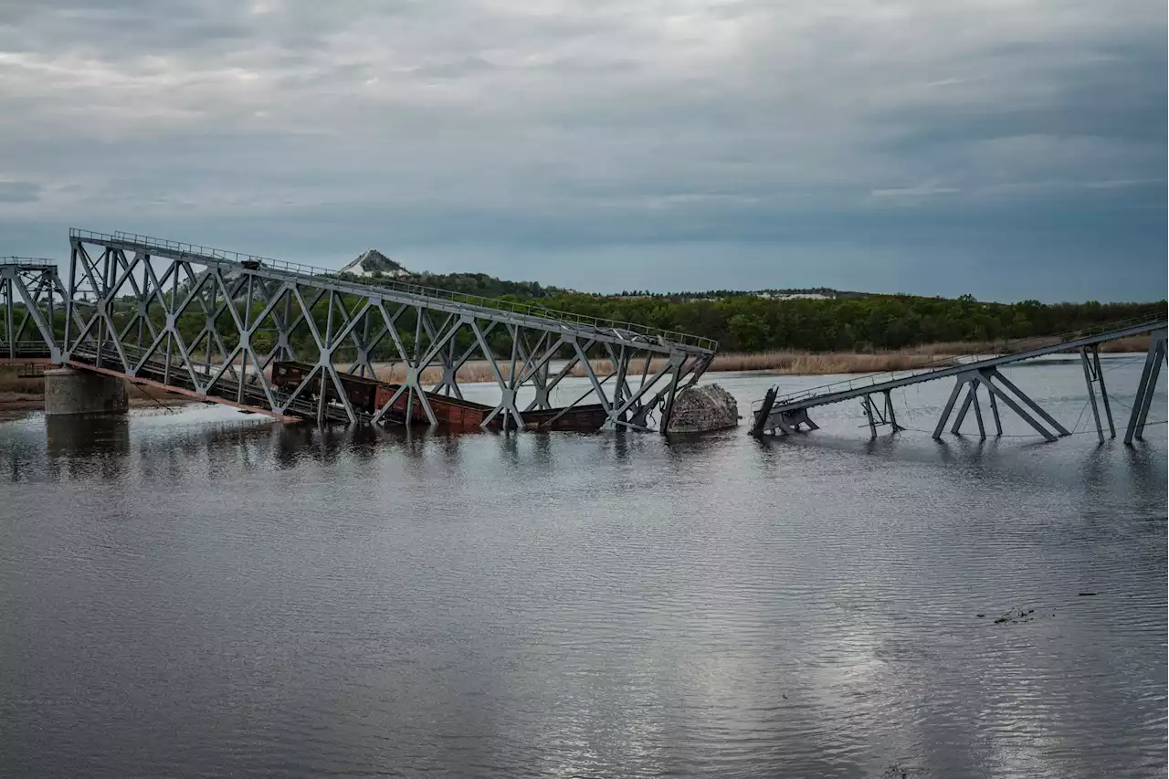 Ukraine reports strike of key Antonovsky Bridge in Kherson: 'Final chord'