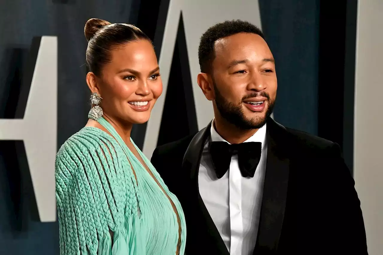 Chrissy Teigen & John Legend Expecting a Baby: See Her Baby Bump Photos