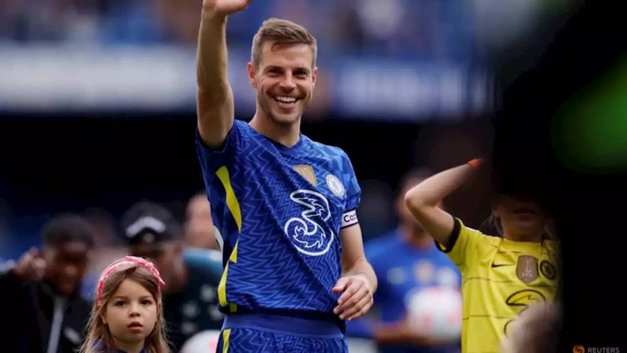 Skipper Azpilicueta extends Chelsea deal to 2024