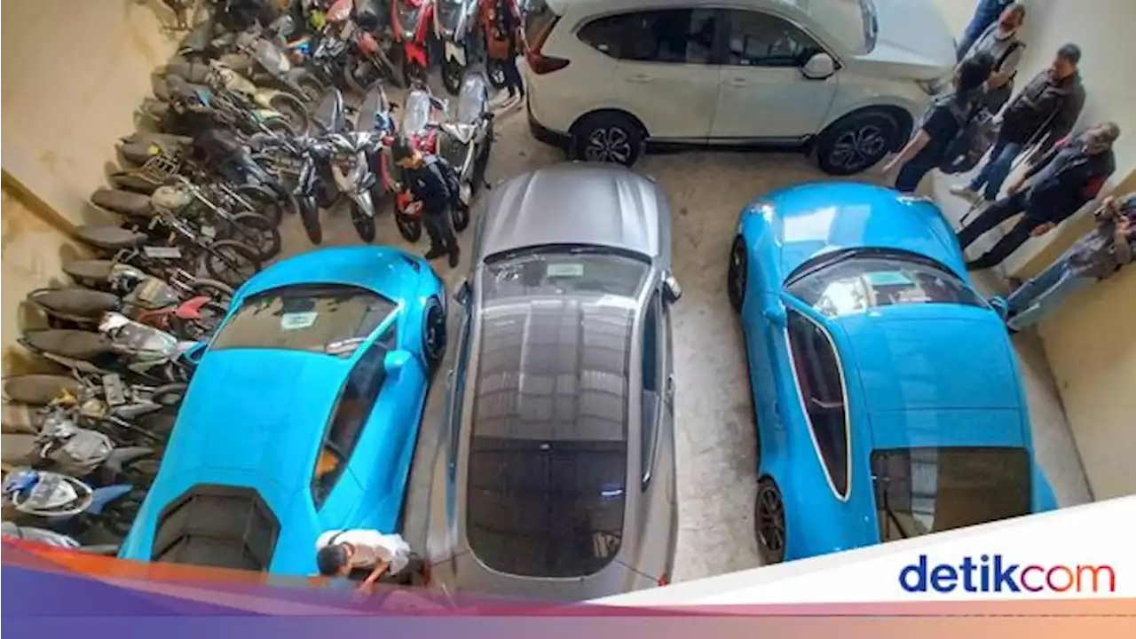 Daftar Mobil Mewah Hasil Cuan Doni Salmanan Jadi Afiliator