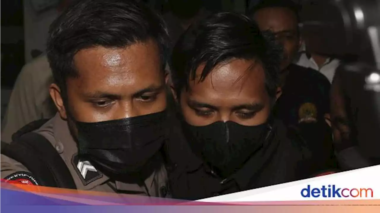 Tentang Bharada E: Dulu Dianggap Bela Diri, Kini Tersangka Bunuh Brigadir J