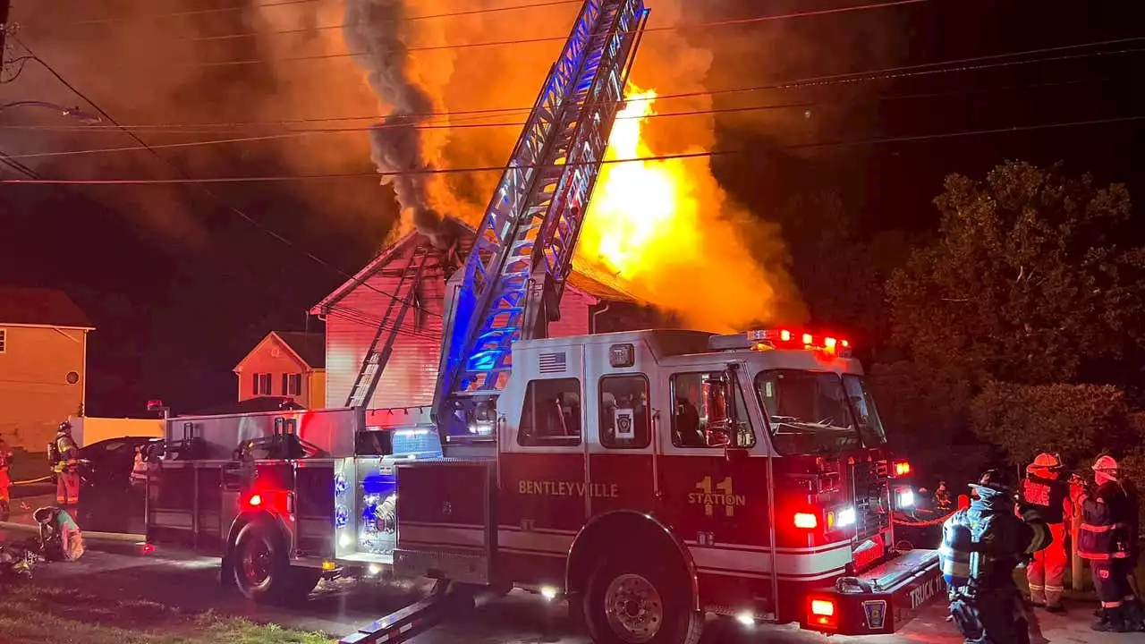 Teen uses trampoline to rescue neighbors trapped in fire: ‘My mind was in panic’