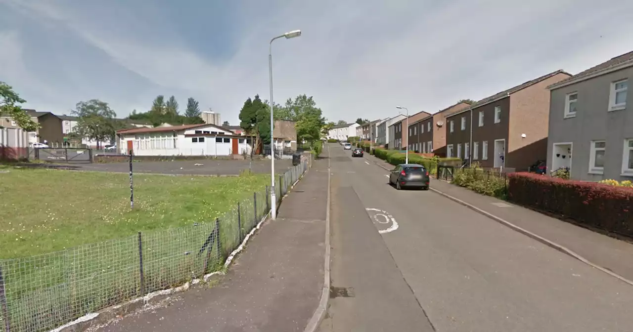 Glasgow mum in warning to parents after daughter, 8, approached by stranger