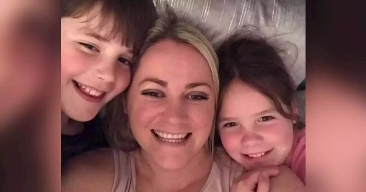 'Caring' mum takes her own life hours after finding lump on her breast