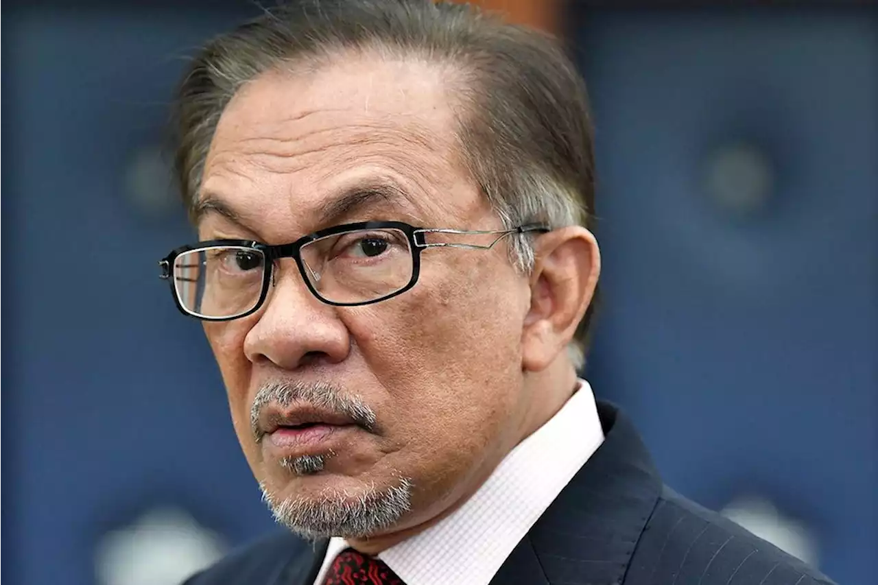 Anwar gesa Putrajaya hentikan projek LCS | The Malaysian Insight