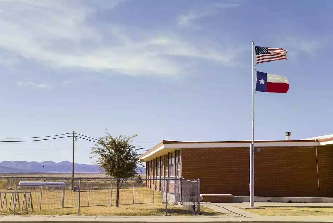 Abbott and O’Rourke dig in on school vouchers fight