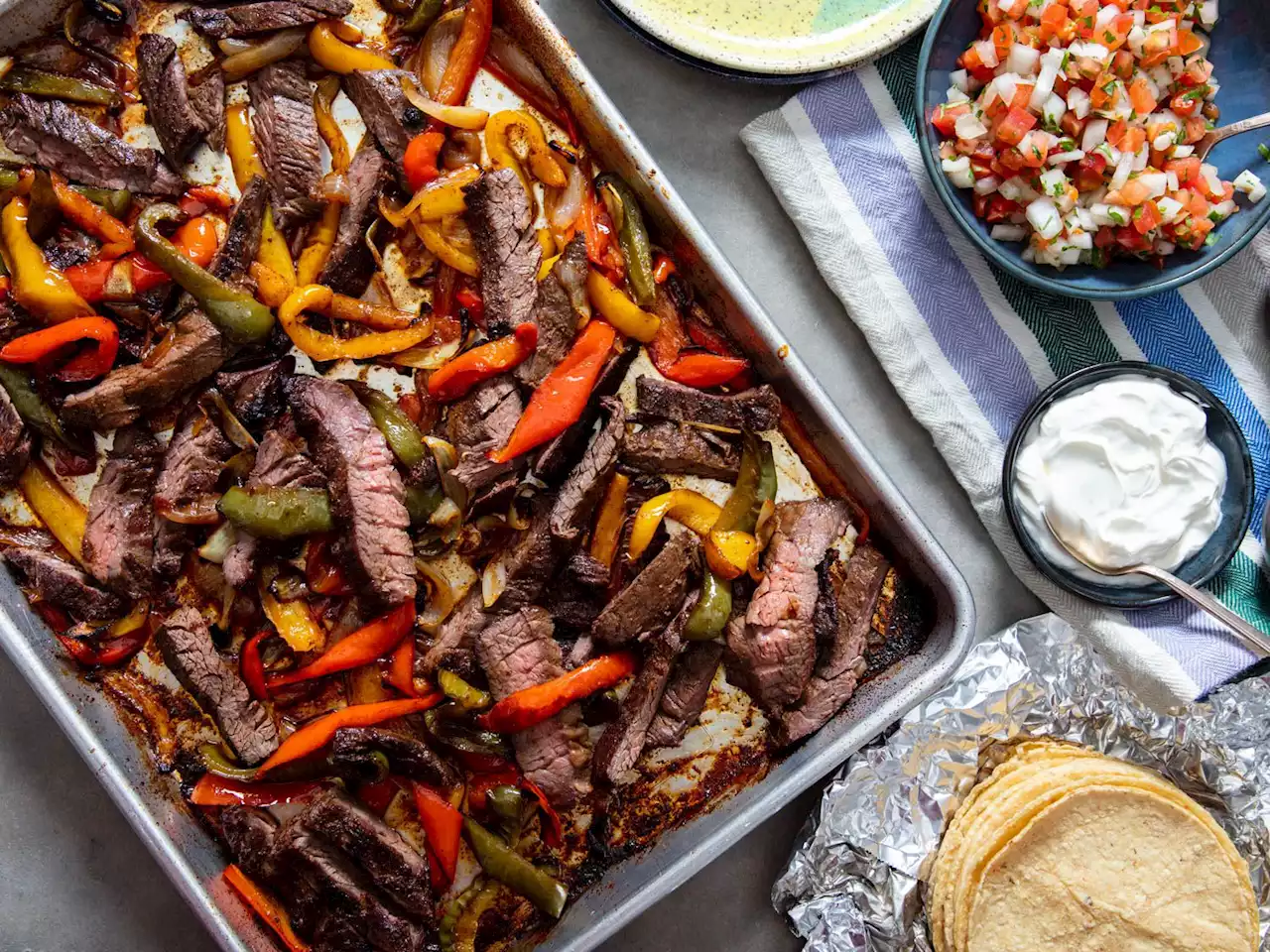 Sheet-Pan Skirt Steak Fajitas Are an Easy Weeknight Feast