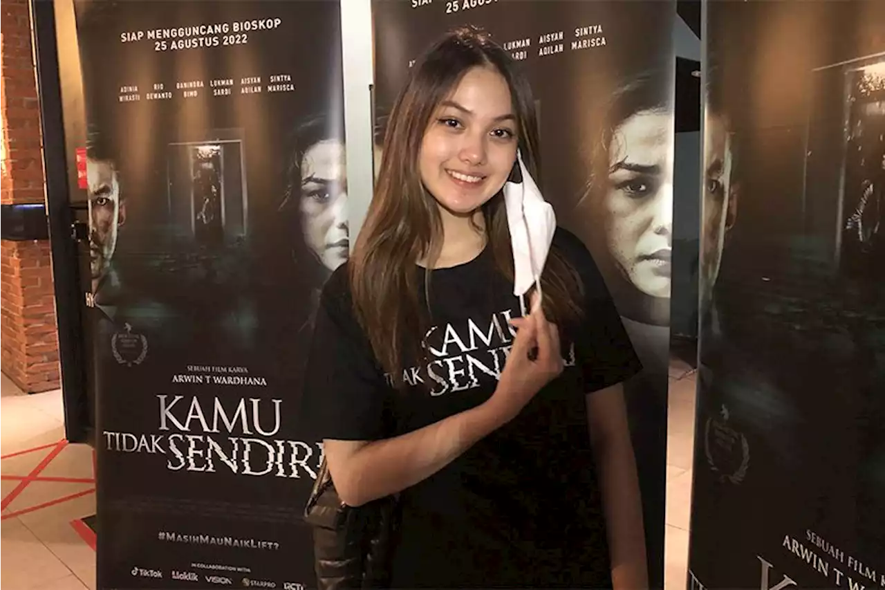 Aisyah Aqilah Nangis Nonton Screening Film Kamu Tidak Sendiri