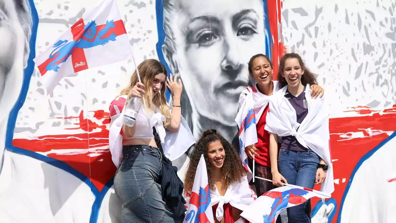 Nach Englands EM-Titel: 'Lionesses' fordern mehr Mädchenfußball in Schulen